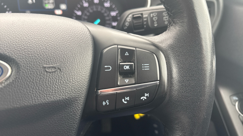 Ford Focus 1.0 EcoBoost 125 Zetec 5dr Petrol Hatchback